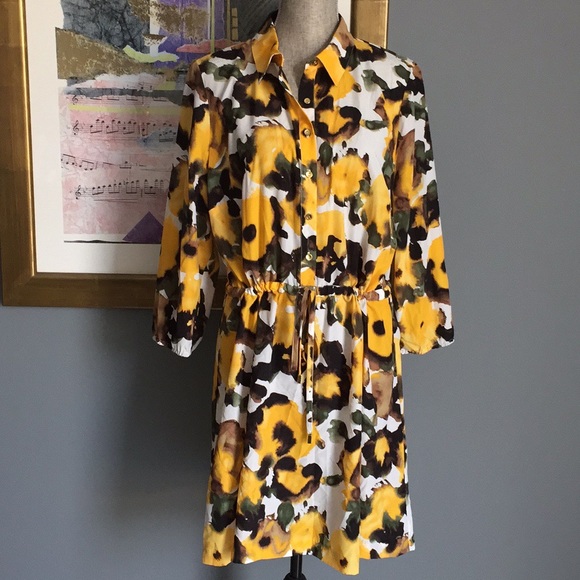 Kensie Dresses & Skirts - Silky Floral Kensie Dress